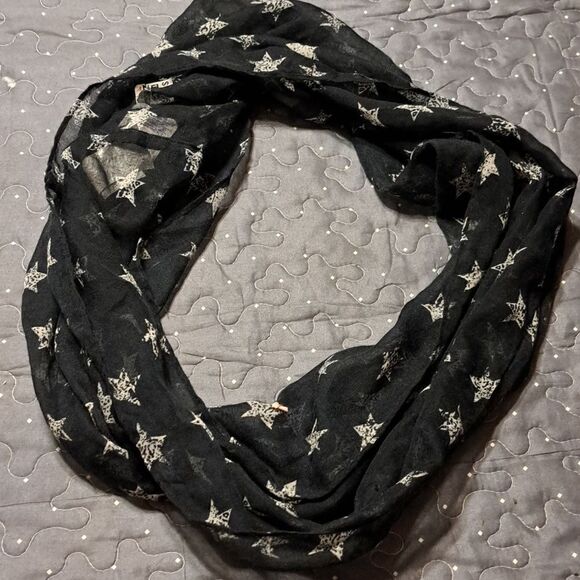 Claire's Navy blue stars scarf NWT - Picture 1 of 4